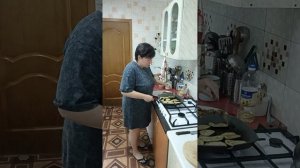 Я жарю овощи 🍆 Лёша жарит стейки 🥩
