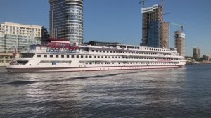 т/х РУСЬ мимо ЖК «Aquatoria»