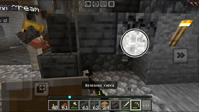 Криперы атакуют нашу Базу в minecraft 😡