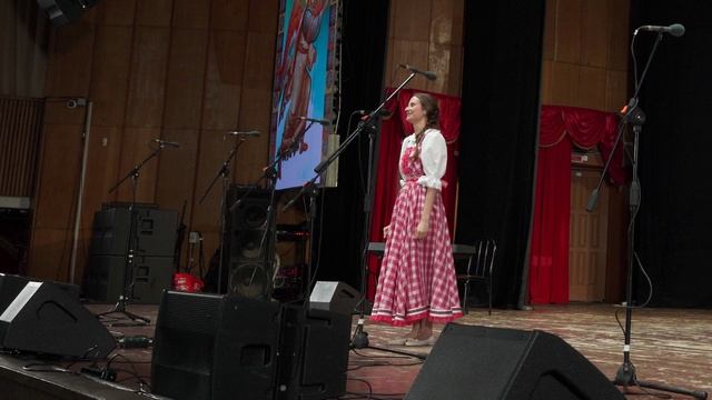 У каждого в сердце Хрисос воскресает. Юлия Лаптева.