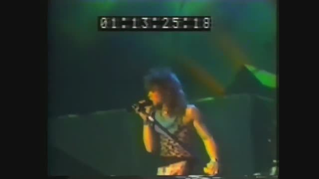 Bon Jovi - 7800° Fahrenheit Tour. Live in Japan, 1985 смотреть онлайн