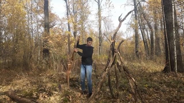 СДЕЛАЛИ ШАЛАШ ПОДРУЧНЫМИ СРЕДСТВАМИ.