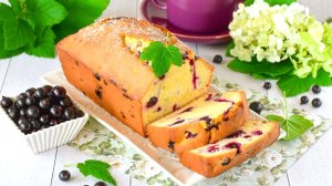 Кекс с черной смородиной в духовке