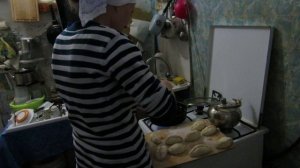ПИРОЖКИ ИЗ БРУСНИКИ  10 октября 2015 г (25)