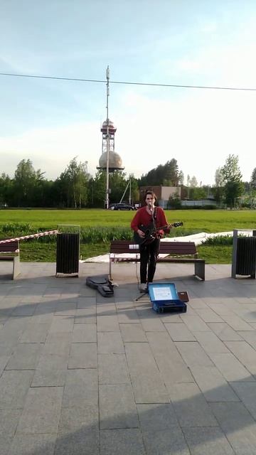 За что я люблю уличных музыкантов. #искренность #атмосфера #свобода #уличныемузыканты