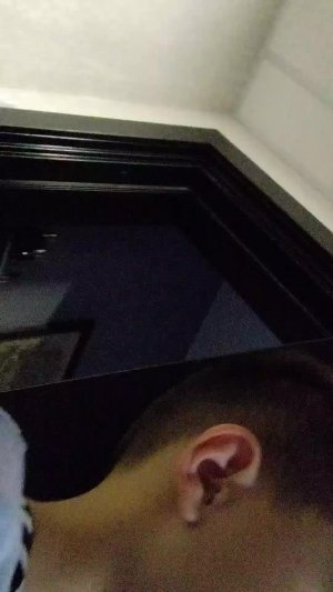 едим без рук на велосипеде