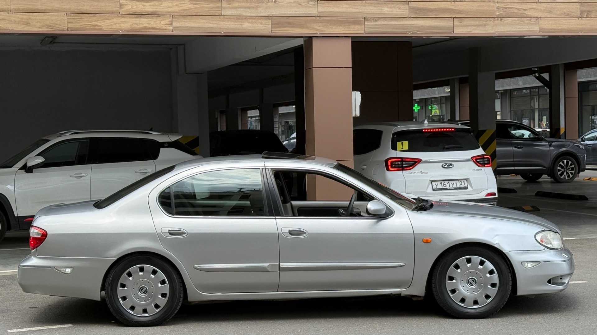 Nissan Maxima смотреть онлайн