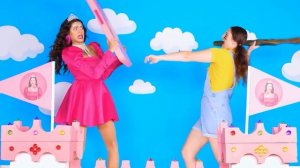 Превращение куклы Барби в Фею # Смешные Моменты ч. 14