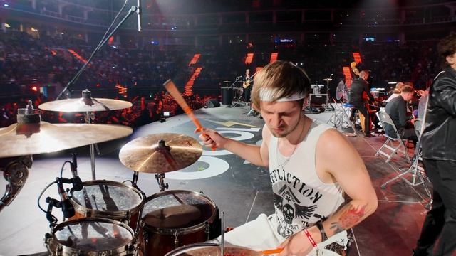 Rock 1000 - Paradise City ( Guns N Roses cover smattdrum )