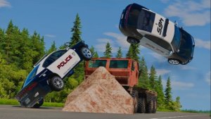 НАСТОЯЩАЯ ПОЛИЦЕЙСКАЯ ПОГОНЯ В БИМКЕ! ЭПИЧНЫЕ АВАРИИ В BeamNG.Drive