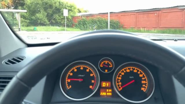 astra hatchback смотреть онлайн