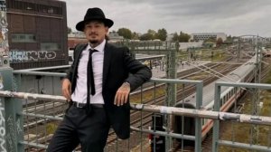 Моргенштерн* обратился в иудаизм и сменил имя на Исраэль Йегуда