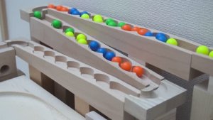 Marble Run Race Трасса из Cuboro с ловушками, трубами и системой шкивов