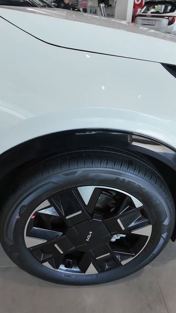 KIA SPORTAGE по прежнему продается в России, но вот цена! Обзор и оцинковка кузова.
