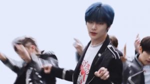 Stray Kids - Back Door