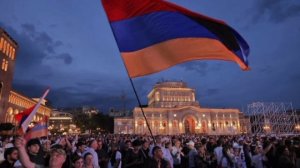 В Армении проходят парламентские выборы — в стране открыты две тысячи участков.

В борьбе участвуют