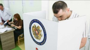 Неизвестные в масках ворвались в офис блока «Сильная Армения» в Гюмри