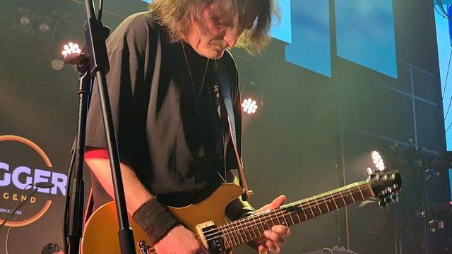 The Translators - Дима взял у Коли вещи (RHCP) смотреть онлайн