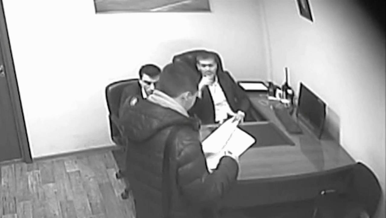 Аферисты постоянно изобретают новые схемы обмана покупателей при покупке автомобилей смотреть онлайн
