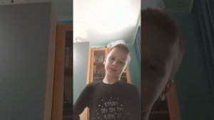 вырастил гомункула из куриного яйца !
