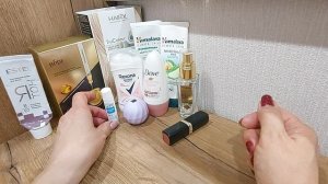 Пустые баночки и фантики мая