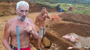 ИСХОД РУССКИХ МУЖИКОВ В ДЖУНГЛИ. Пополнение в семействе  Роем ямы под колонны для дома  Отец и сын