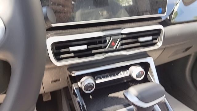 Geely Coolray смотреть онлайн
