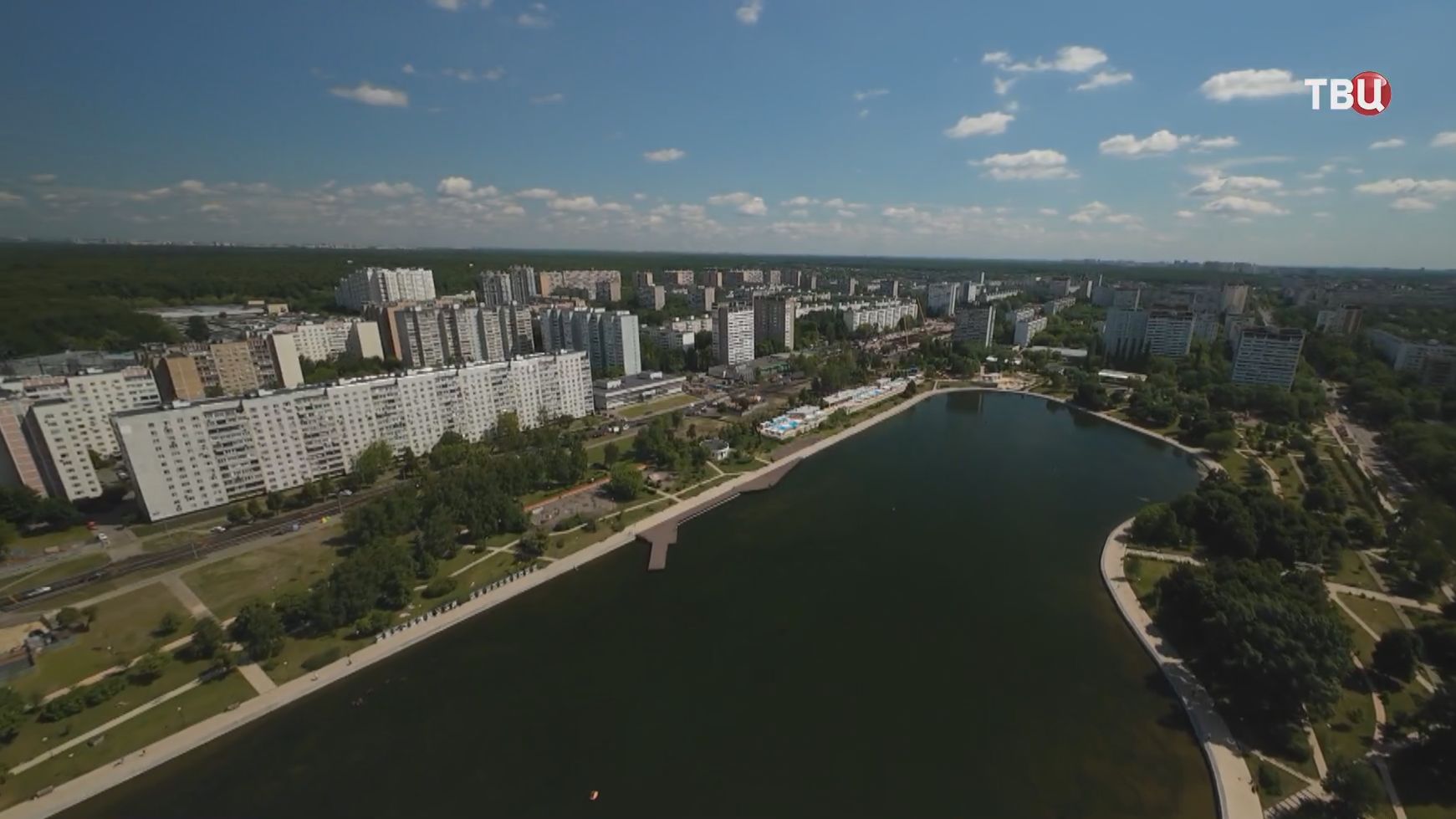 Москвичей предупредили о новых рекордах жары смотреть онлайн