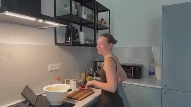 ДИАНА- Готовим ужин к приезду мамы!