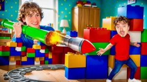 Эдисон МАЙНКРАФТ ПРЯТКИ НО ОХОТНИК С РАКЕТНИЦЕЙ ПРОТИВ ЛИЛИПУТА!