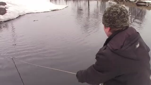 ДЕНЬГИ КАК СТАЛИ ЛИПНУТЬ НА МАГНИТ.КИДАЕМ ПОД МОСТ У ШКОЛЫ!ПРЯМО В ЦЕНТРЕ ВСЯ РЫБА!