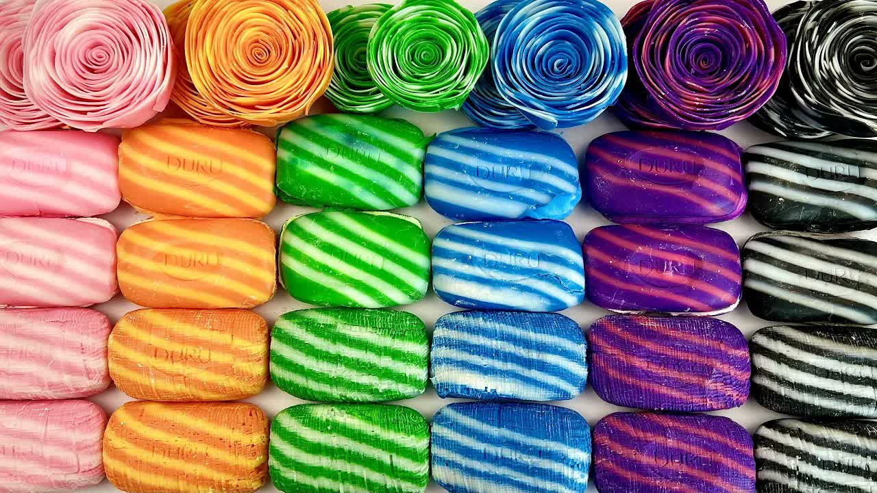 ASMR мыльные коробочки с цветной пеной и крахмалом 🌈 нарезка мыла DURU кубиками смотреть онлайн