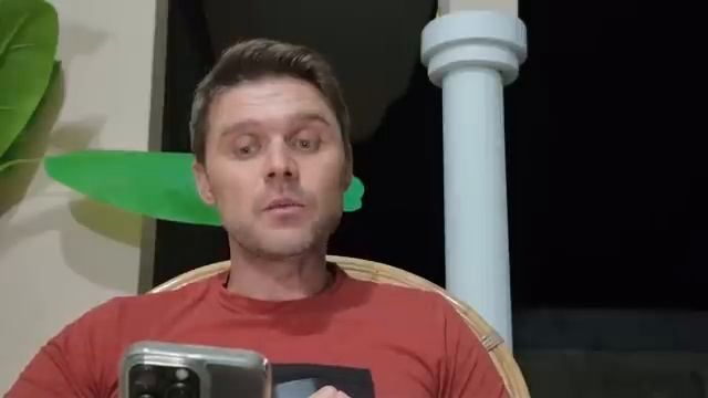 В ДОМ МАКАРЕВИЧА УГОДИЛА ИРАНСКАЯ