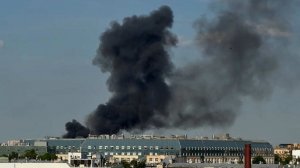 Пожар произошел в ангаре рядом с Финляндским вокзалом