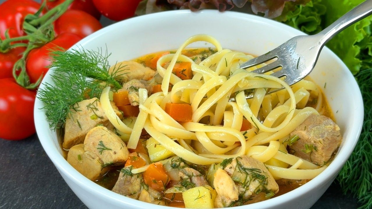 Очень вкусный обед! Лагман по Крымски — простой рецепт, который покоряет с первой ложки!