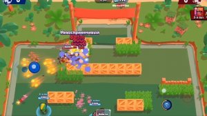 Я играю в Brawl stars  за скины спайка Френка биби и Леона