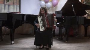 И. Лученок «Майский вальс»   исполняет Хвостишкова Анна
