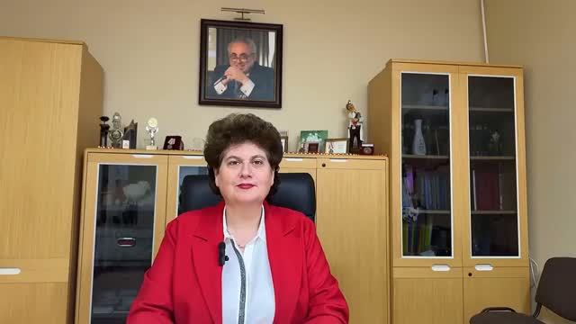 С благодарностью к уходящему, с оптимизмом в наступающий!