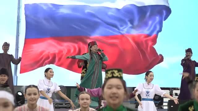 Песня «В единстве наша сила»