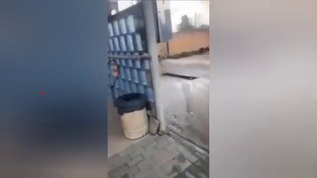 В Днепропетровской области Россия усиливает удары по украинской логистике.В сети растет число видео смотреть онлайн
