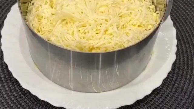 1000013506.mp4 СЛОЕНЫЙ САЛАТ НЕЖНОСТЬ