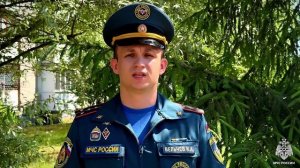 Белые хлопья в воздухе - главная опасность лета