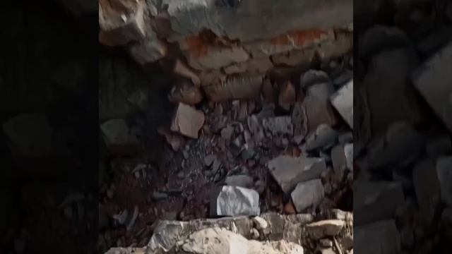 На предложение наших штурмовиков сдаться прилетела граната. смотреть онлайн