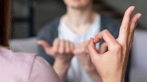 Признание в любви Наташе на языке жестов. (Не только познавательно, но и романтично!!!)