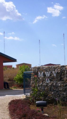 13760 kHz Madagascar World Voice/KNLS - New Life Station (Mahajanga, MDG) 08.06.2026