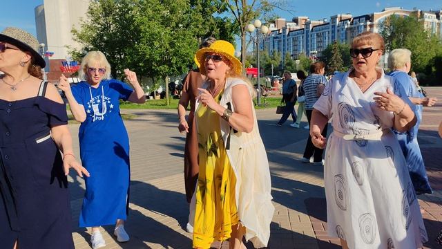 7 июня.Солнце тонуло в море... смотреть онлайн