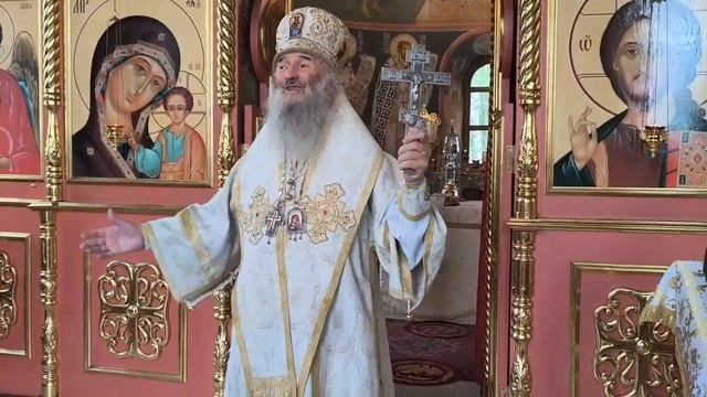 Проповедь митрополита Иоанна в Неделю Всех Святых в храме Всех Святых на Туруновском кладбище