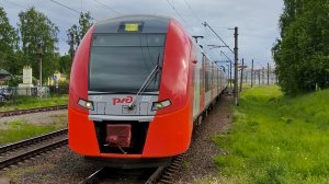 ЭС2Г 237 «Ласточка» сообщением Санкт-Петербург - Кузнечное на станции Девяткино