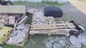 Я в шоке Пошла искать клад на свалку и нашла золото Не свалка а ювелирный магазин