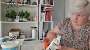08-06-2026. Готовлю салат сельдь под шубой